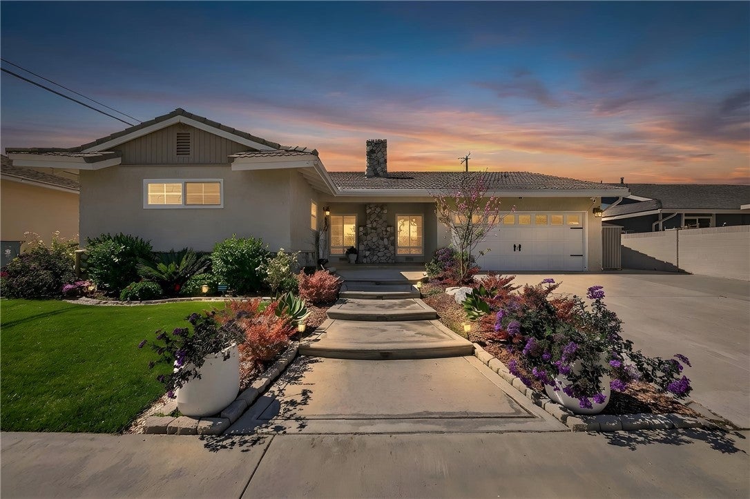 Photo of Listing #IV26055827