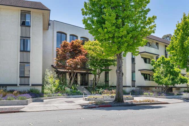 1515 Floribunda Avenue 309, Burlingame
