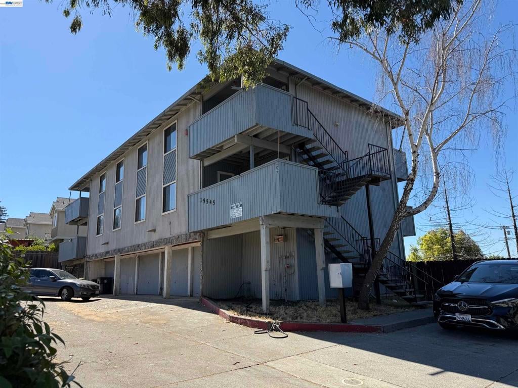 15545 Liberty Street 101, San Leandro