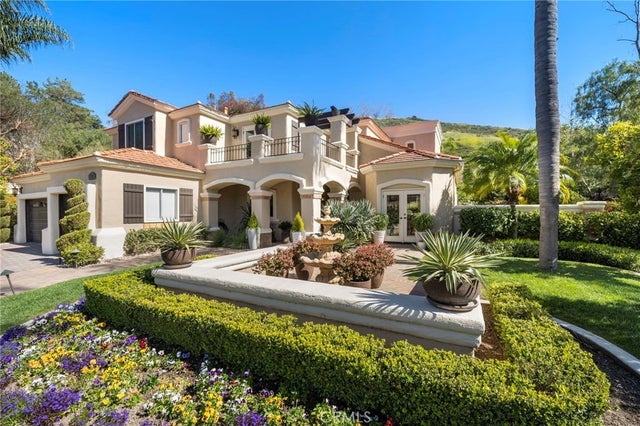 26652 Buckingham, San Juan Capistrano