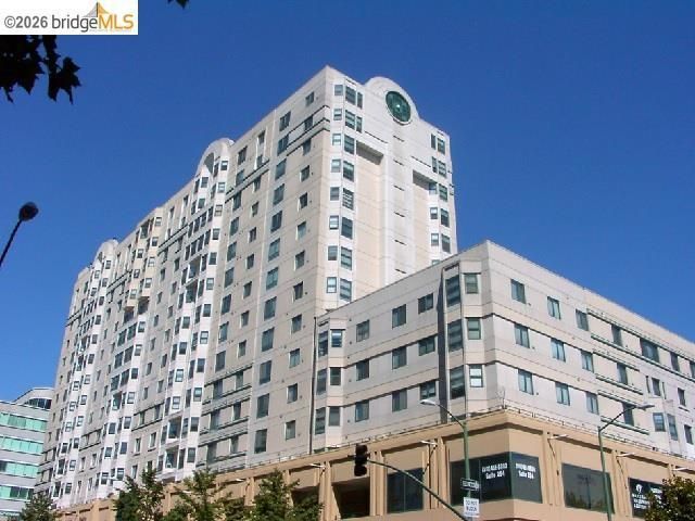 988 Franklin St # 601, Oakland
