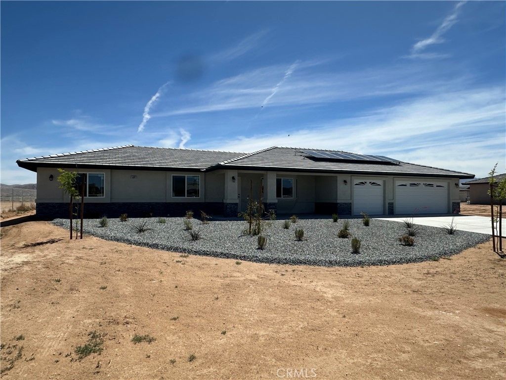 15009 Temecula Road, Apple Valley