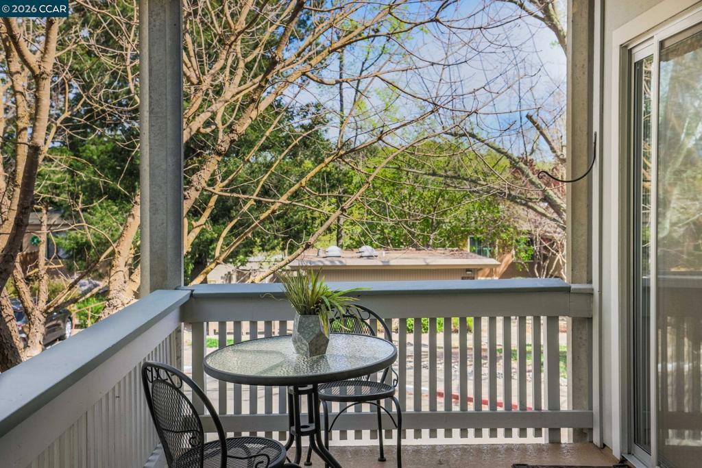 1160 Rockledge Lane 2, Walnut Creek