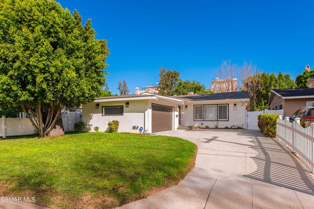 Photo of Listing #226001183