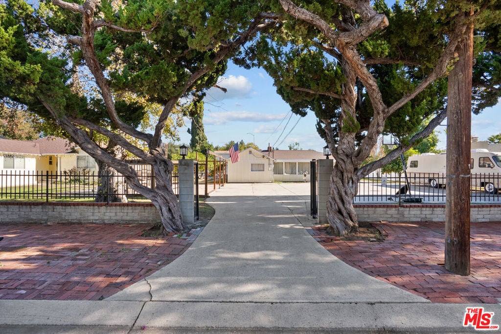 Photo of Listing #26664489