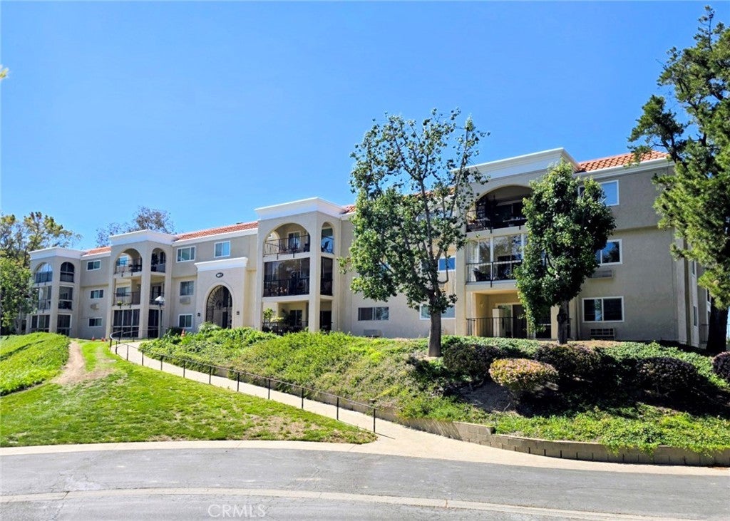 Photo of Listing #OC26055323