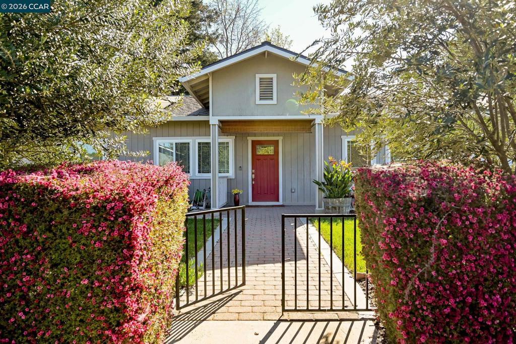 Photo of Listing #41127324