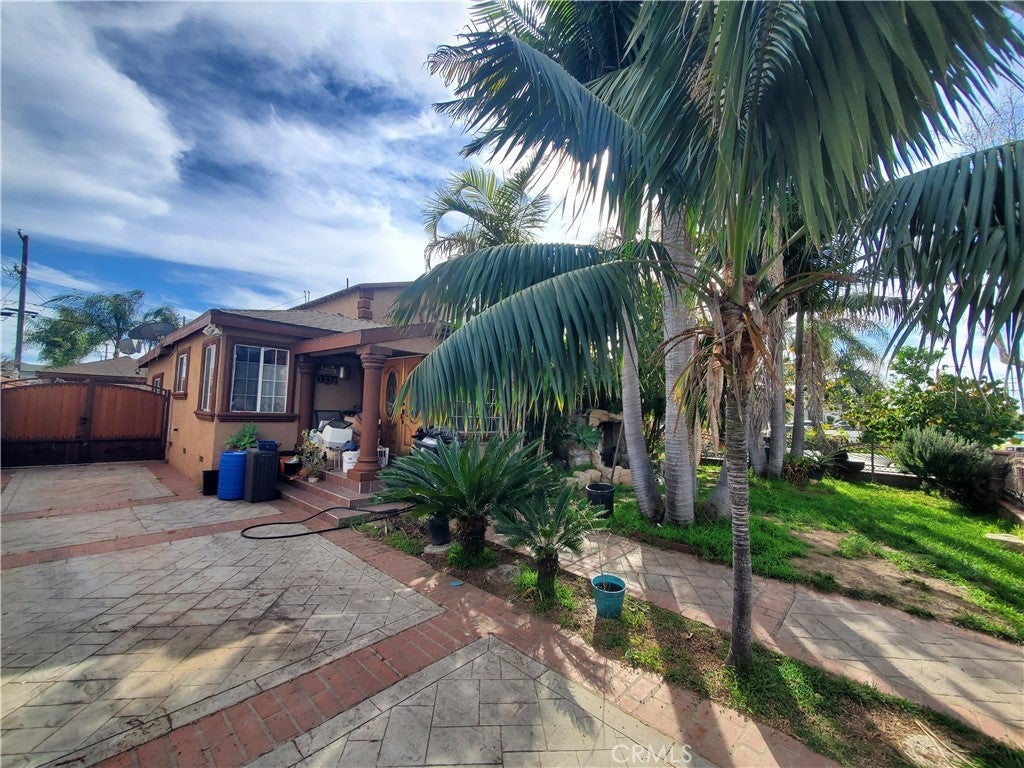 Photo of Listing #DW26048804