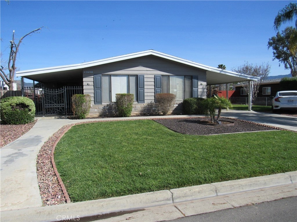 Photo of Listing #SW26057029