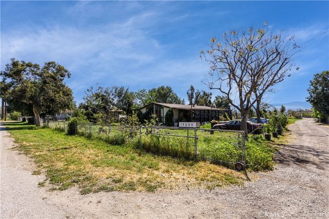 14664 Walters, Eastvale