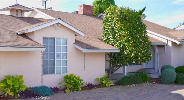 5517 Woodman Ave., Sherman Oaks