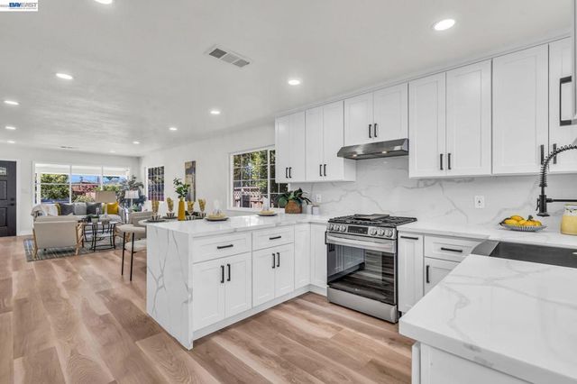 4708 Portola Dr, Fremont