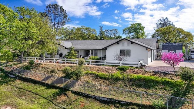33867 Jennifer Court, Coarsegold