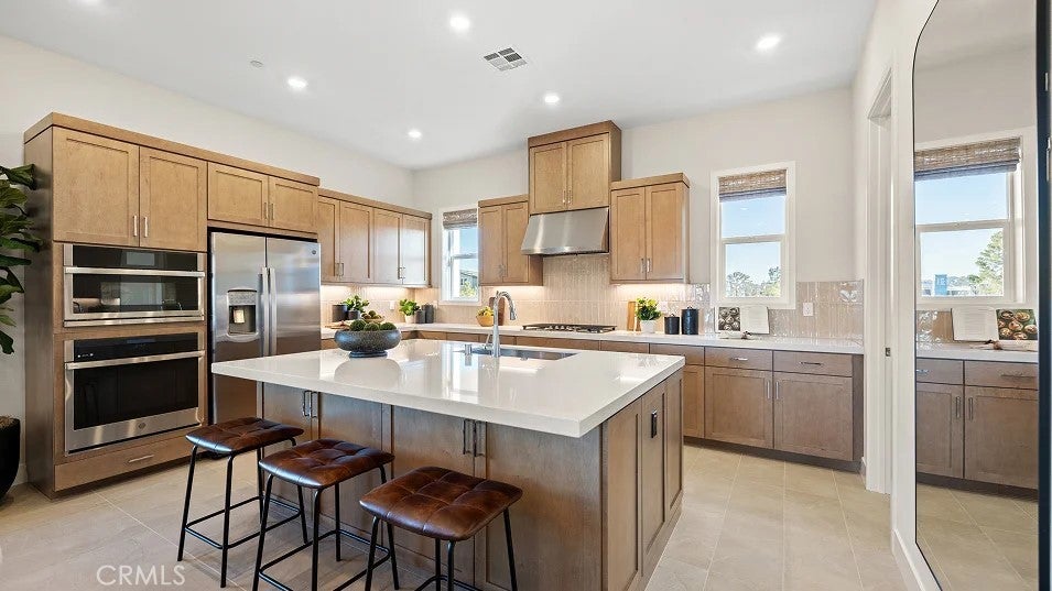 Photo of Listing #OC26057297