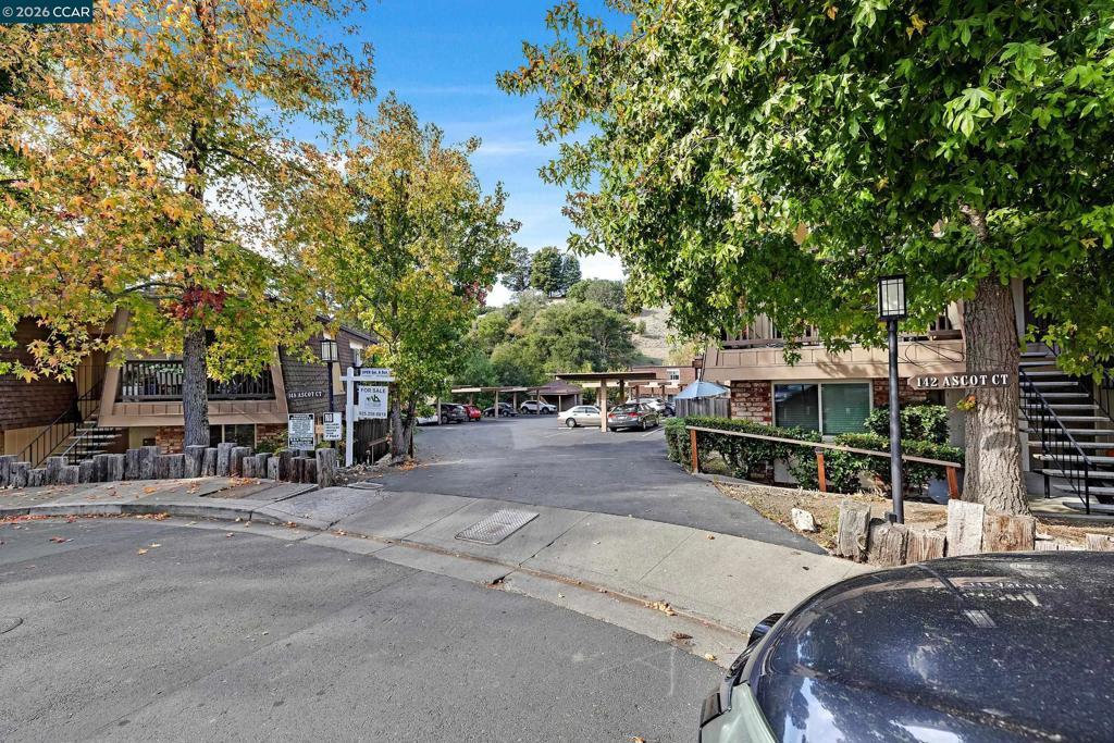 Photo of Listing #41127399