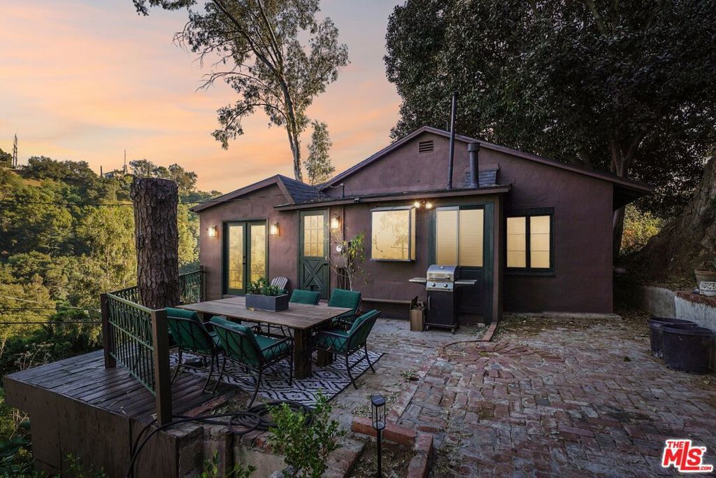 Photo of Listing #26665325