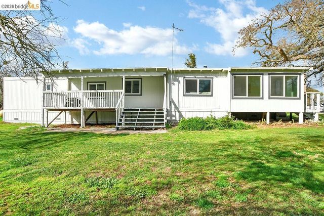 7550 Adams Ave, Valley Springs