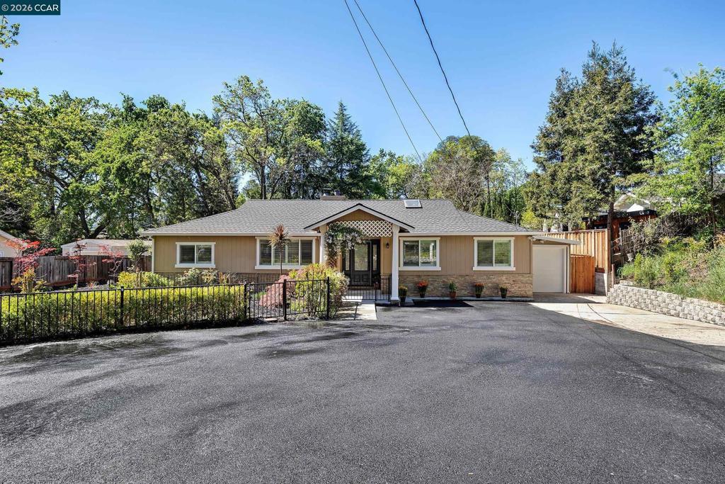 Photo of Listing #41127446