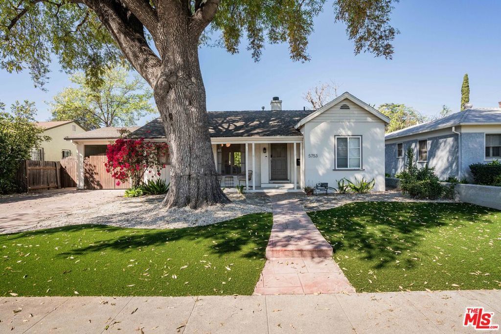 Photo of Listing #26665433