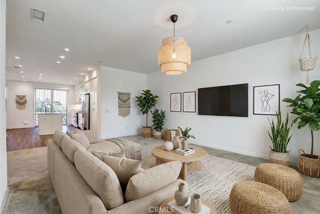 Photo of Listing #SR26057379