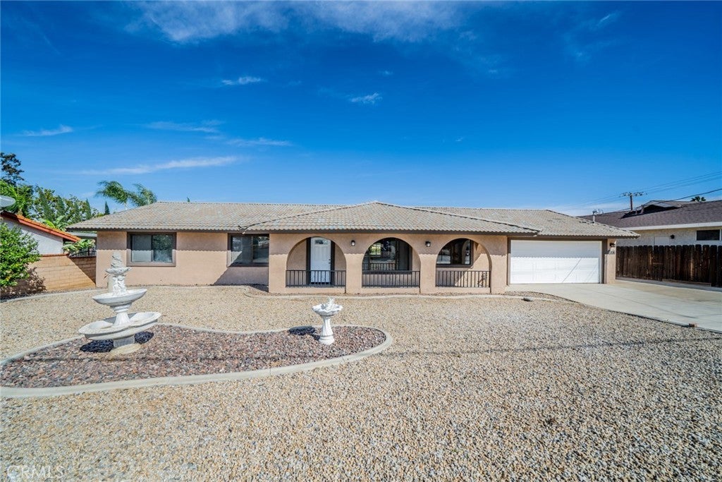 Photo of Listing #IV26057854