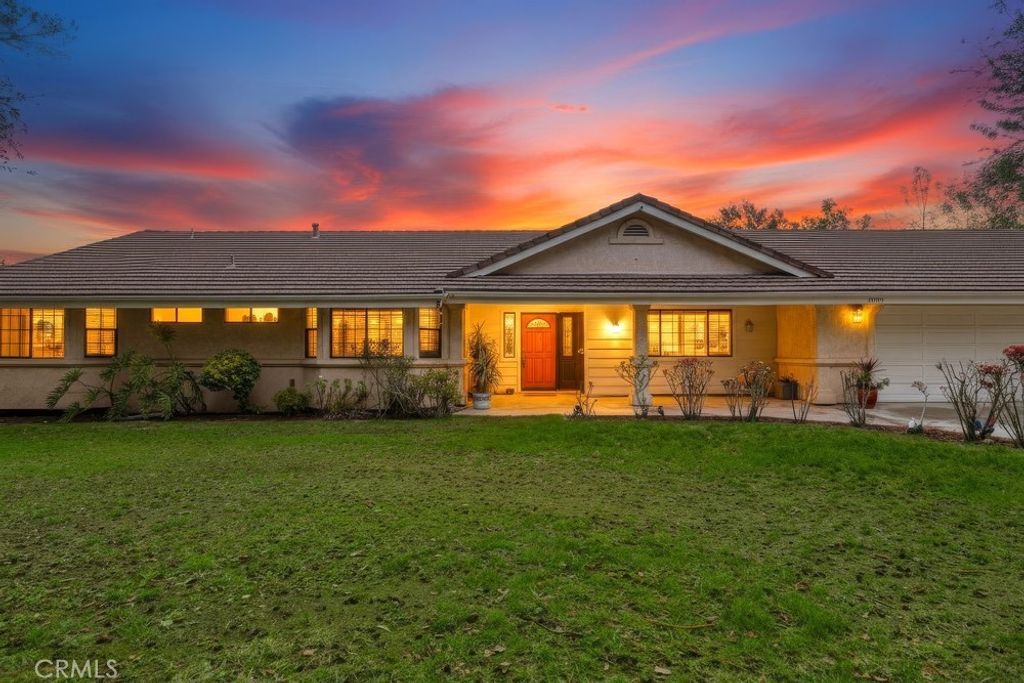 28572 Meadow Mesa Lane, Escondido