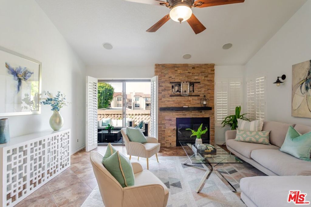 Photo of Listing #26665599