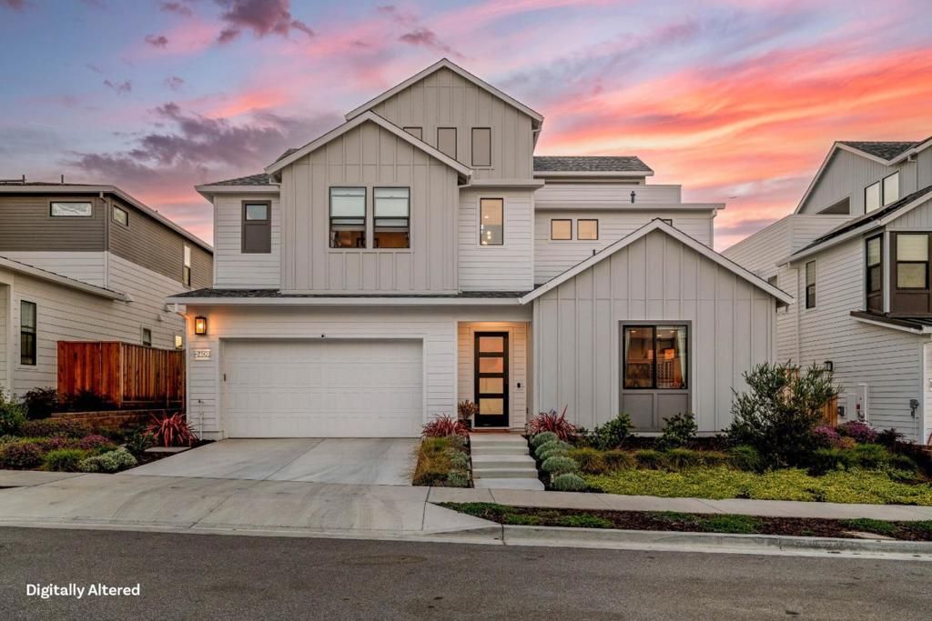 2409 Schooner Avenue, Marina
