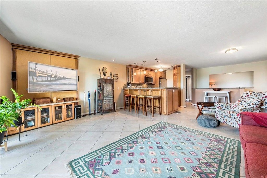 3811 E Livingston Drive # 1, Long Beach