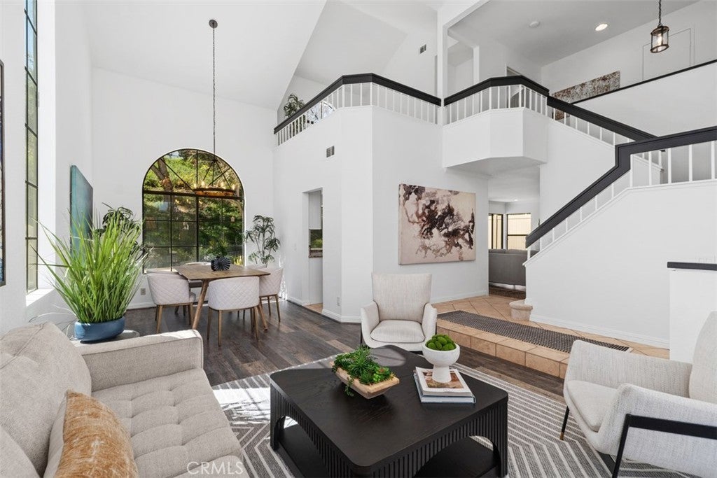 Photo of Listing #OC26055229