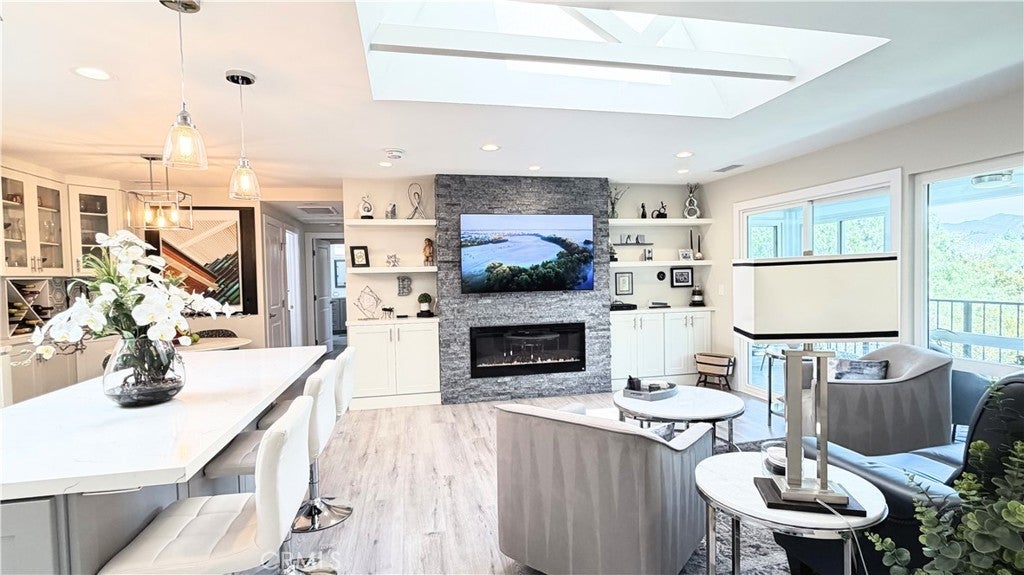 Photo of Listing #OC26045623