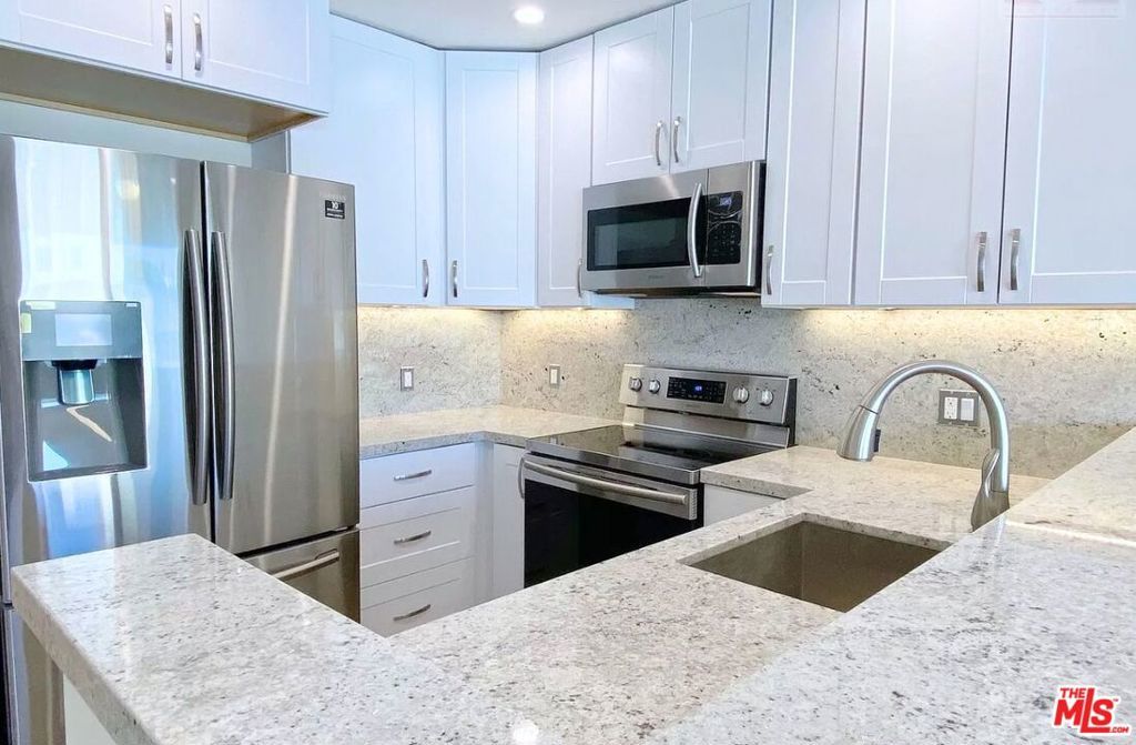 Photo of Listing #26665977