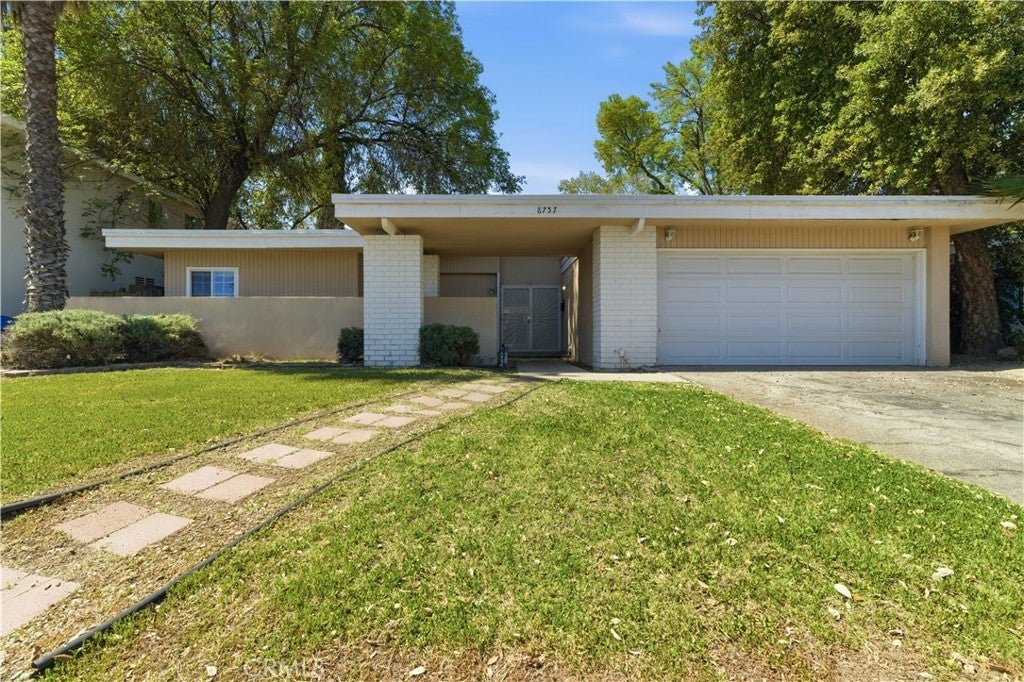 Photo of Listing #OC26058011