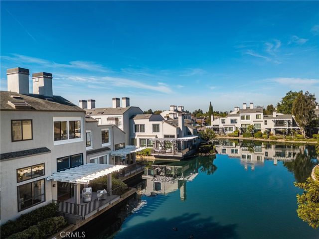 30 Waterway # 43, Irvine