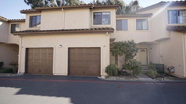 62 Washington Square Drive, Milpitas