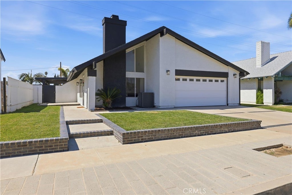 Photo of Listing #SR26058759