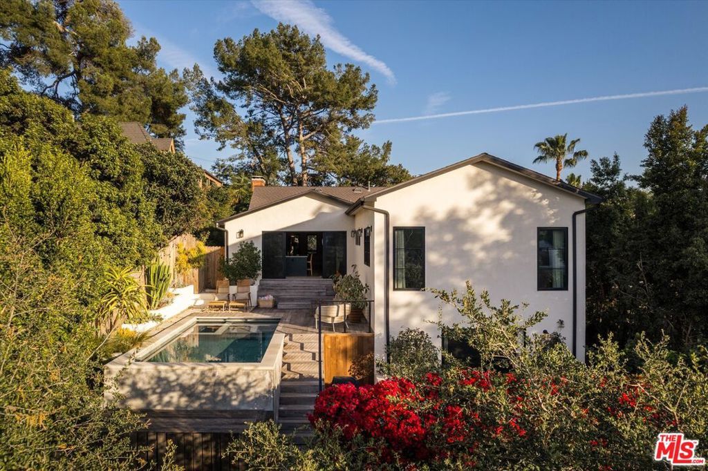 Photo of Listing #26663779