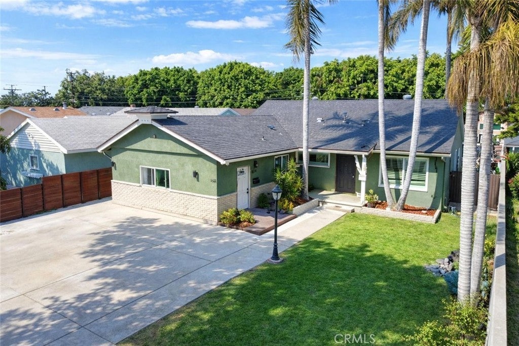 Photo of Listing #DW26058989