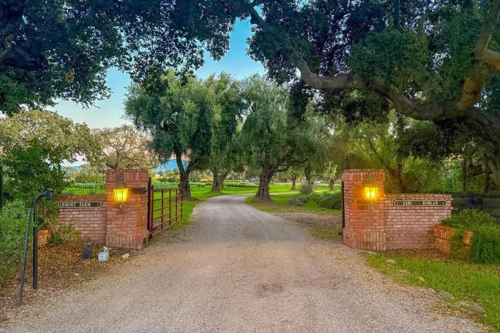 2480 Roblar Avenue, Los Olivos