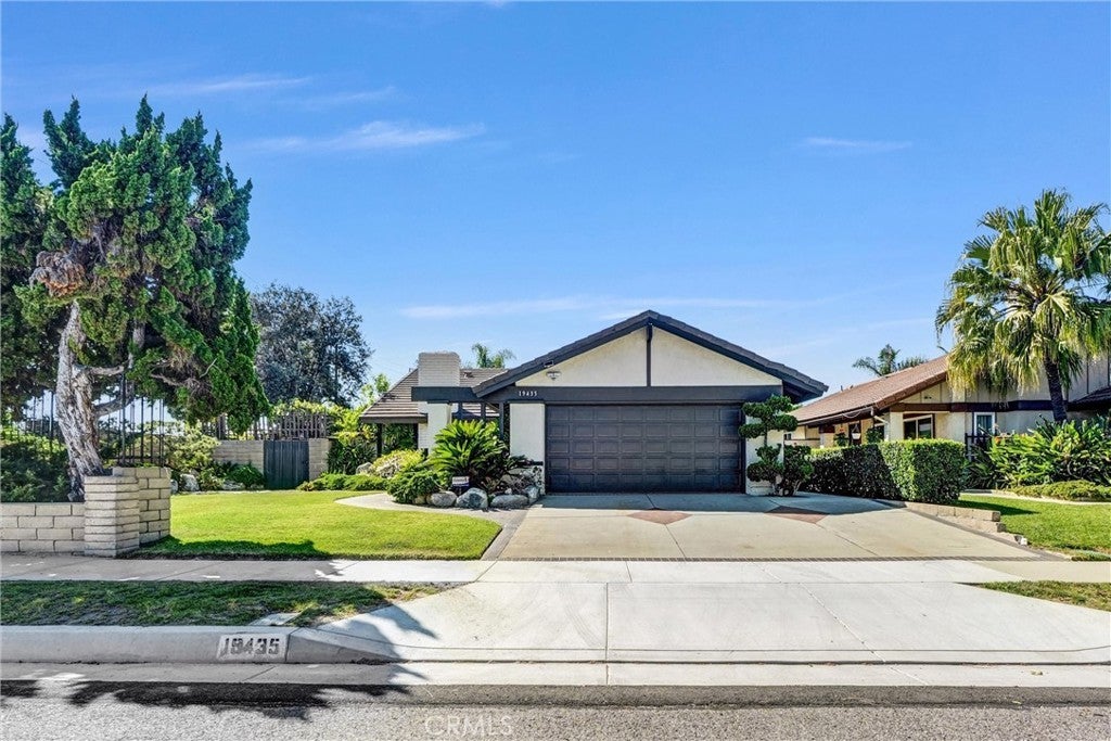 Photo of Listing #OC26059093