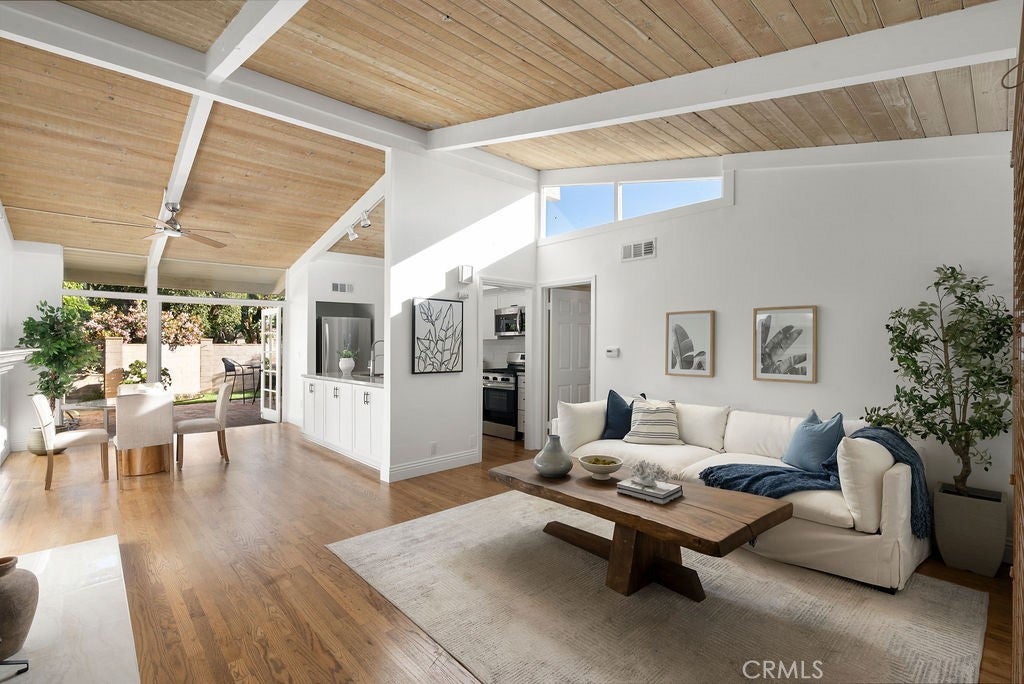 Photo of Listing #OC26058261