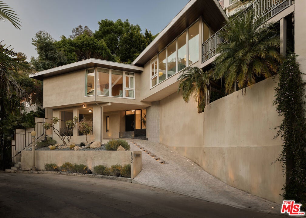 Photo of Listing #26665649