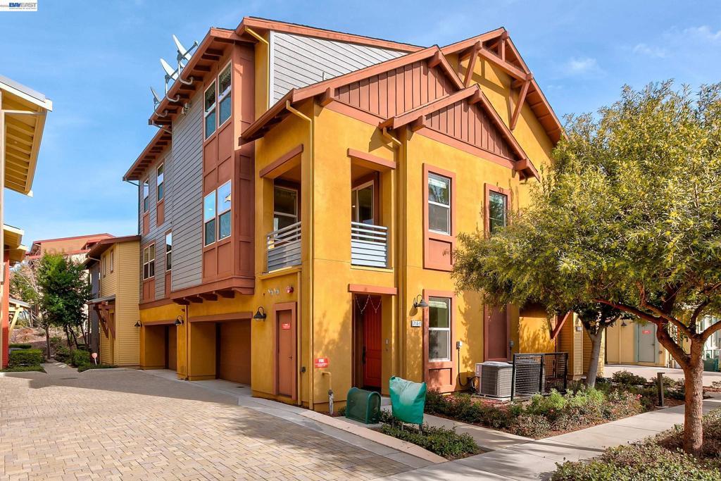 Photo of Listing #41127661