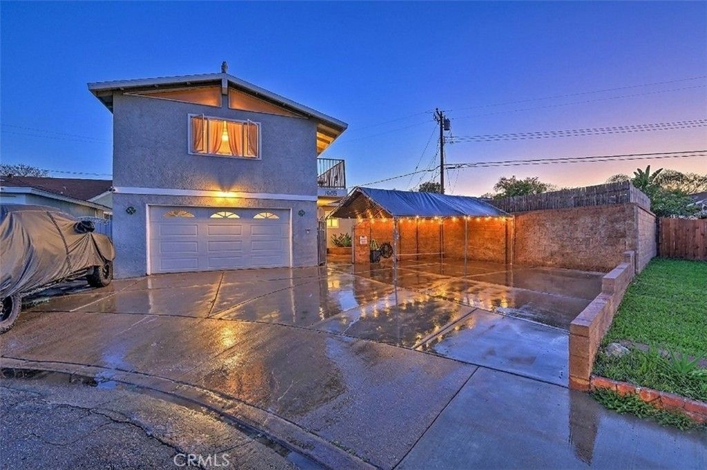 8297 E Carburton, Long Beach