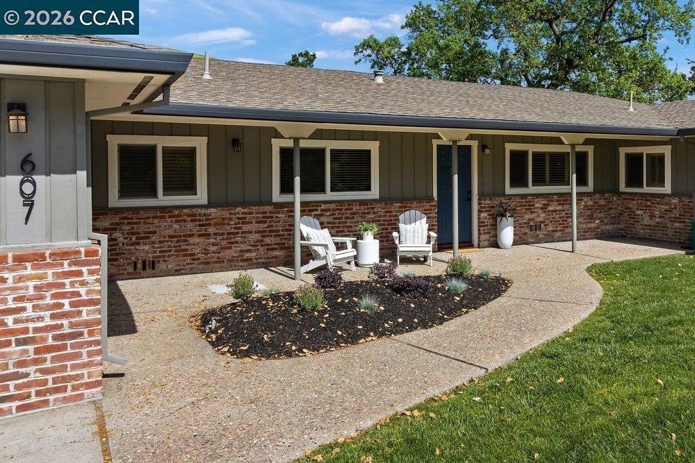 Photo of Listing #41127670