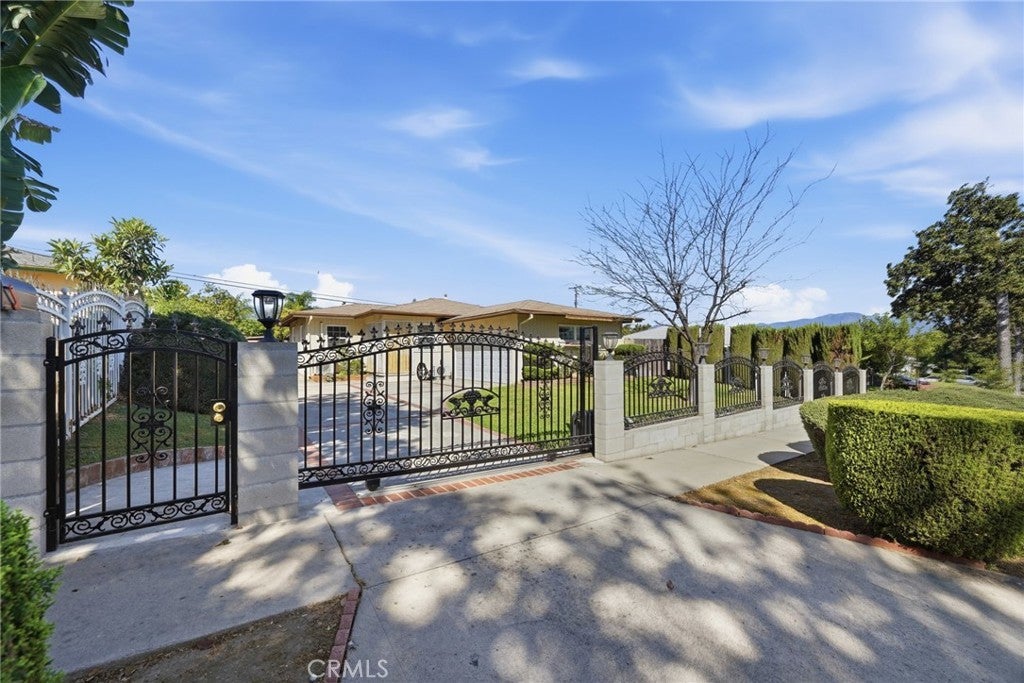 Photo of Listing #TR26059703