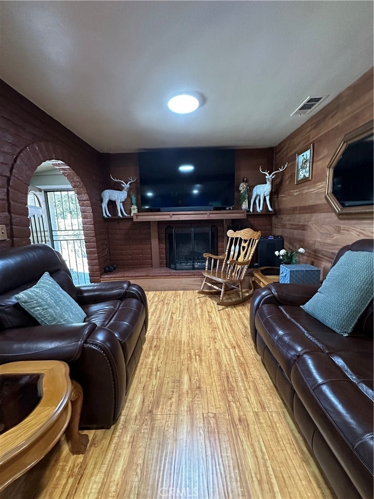 Photo of Listing #IG26059709