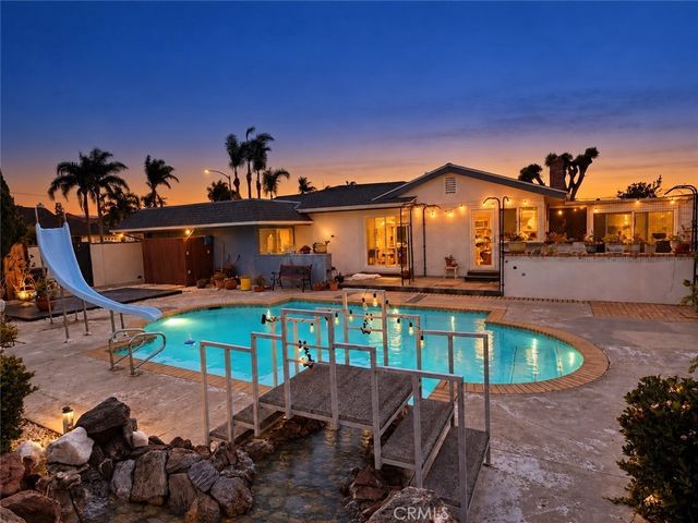 8131 Wenlock Circle, Huntington Beach