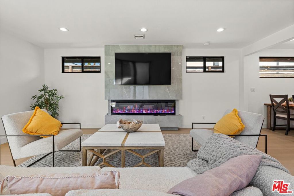 Photo of Listing #26665491