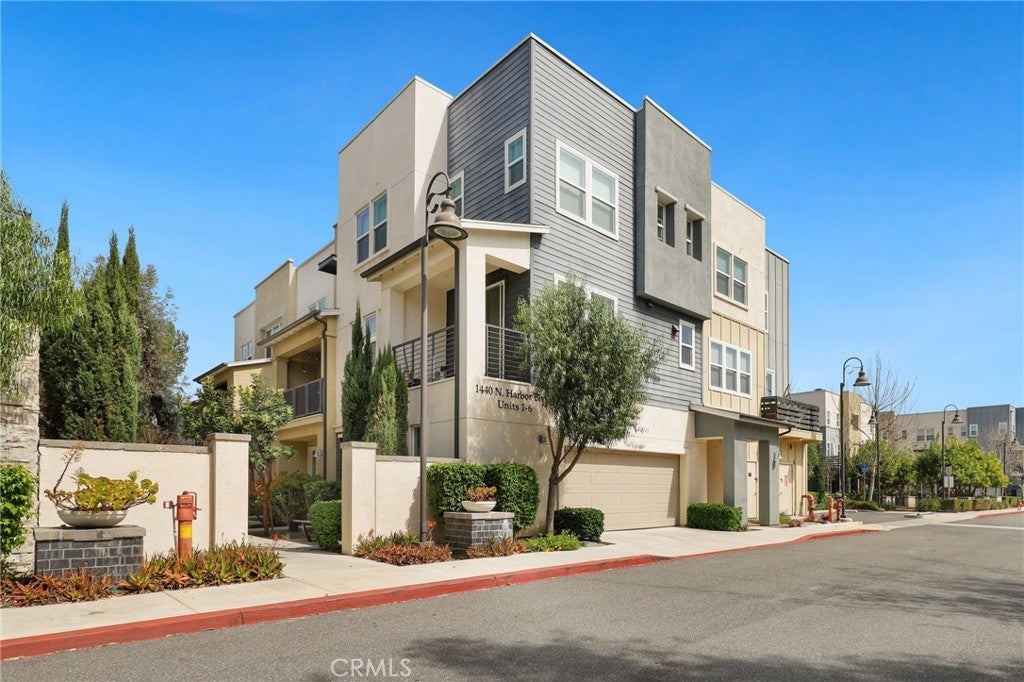 Photo of Listing #OC26052603